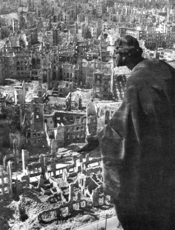 diaporama sur le monde en 1945. dans diaporamas Dresden_1945
